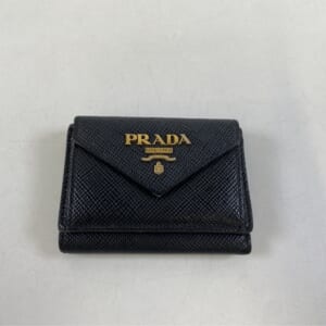 プラダ サフィアーノ コンパクトウォレット 3つ折り財布 レザー 黒 1MH021