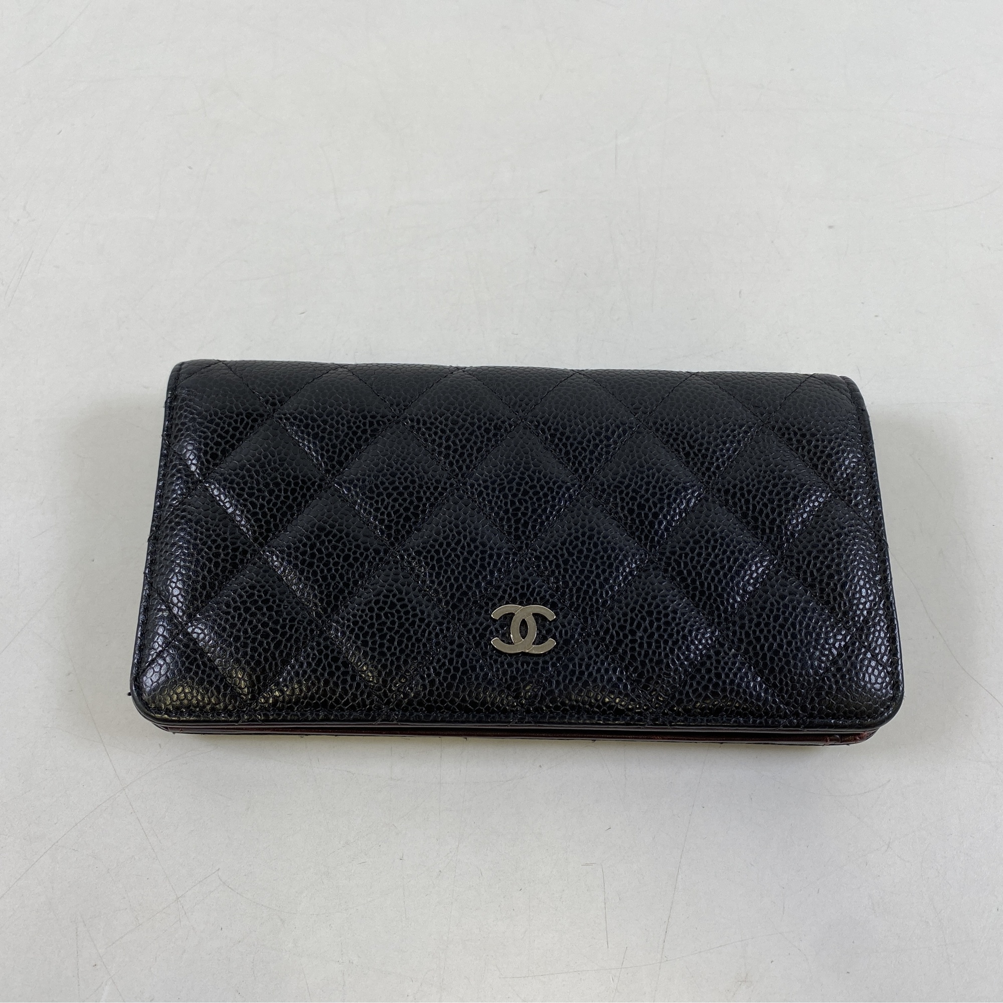シャネル マトラッセ 二つ折り長財布 黒 キャビアスキン SV金具 Bランク