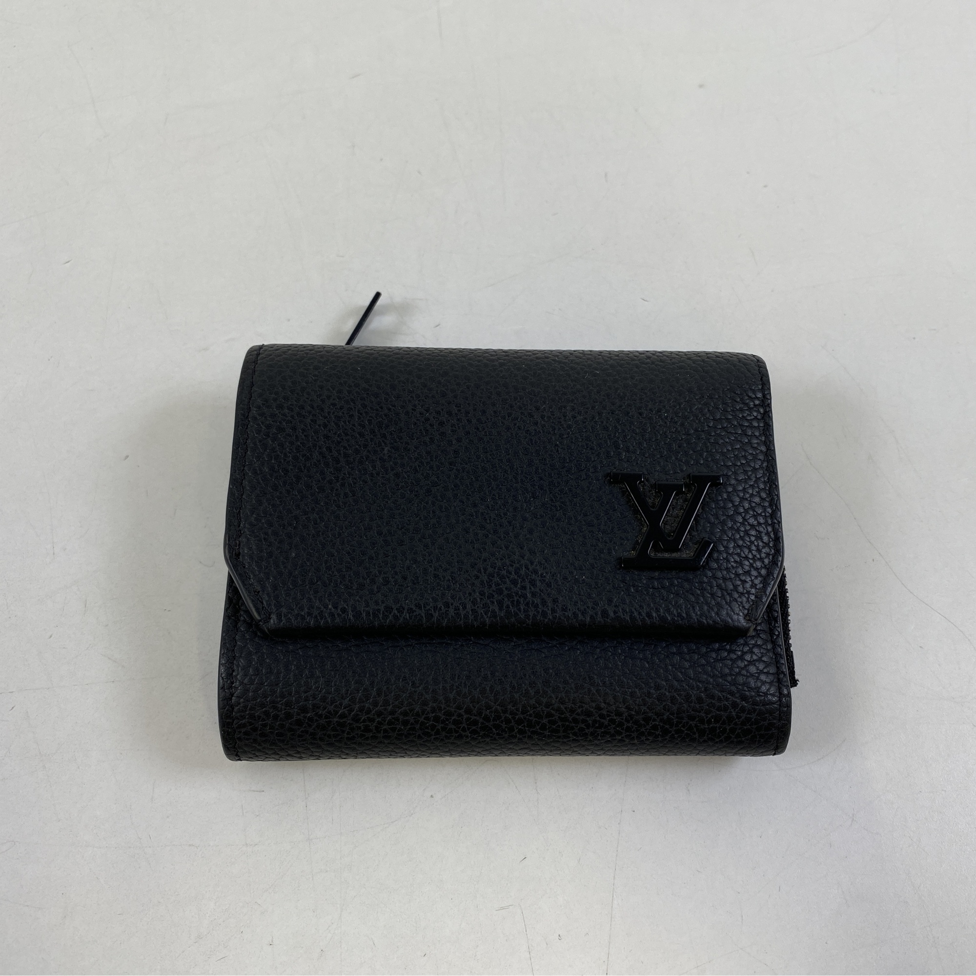 ルイ・ヴィトン ポルトフォイユ・パイロット 二つ折り財布 黒 レザー 