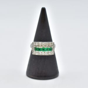 エメラルドリング Pt900 0.41ct 0.39ct