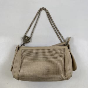 シャネル パーフォレーテッド ショルダーバッグ ベージュ SV金具 シール