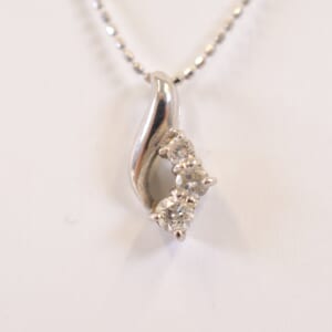 メレダイヤネックレス K14WG 0.20ct