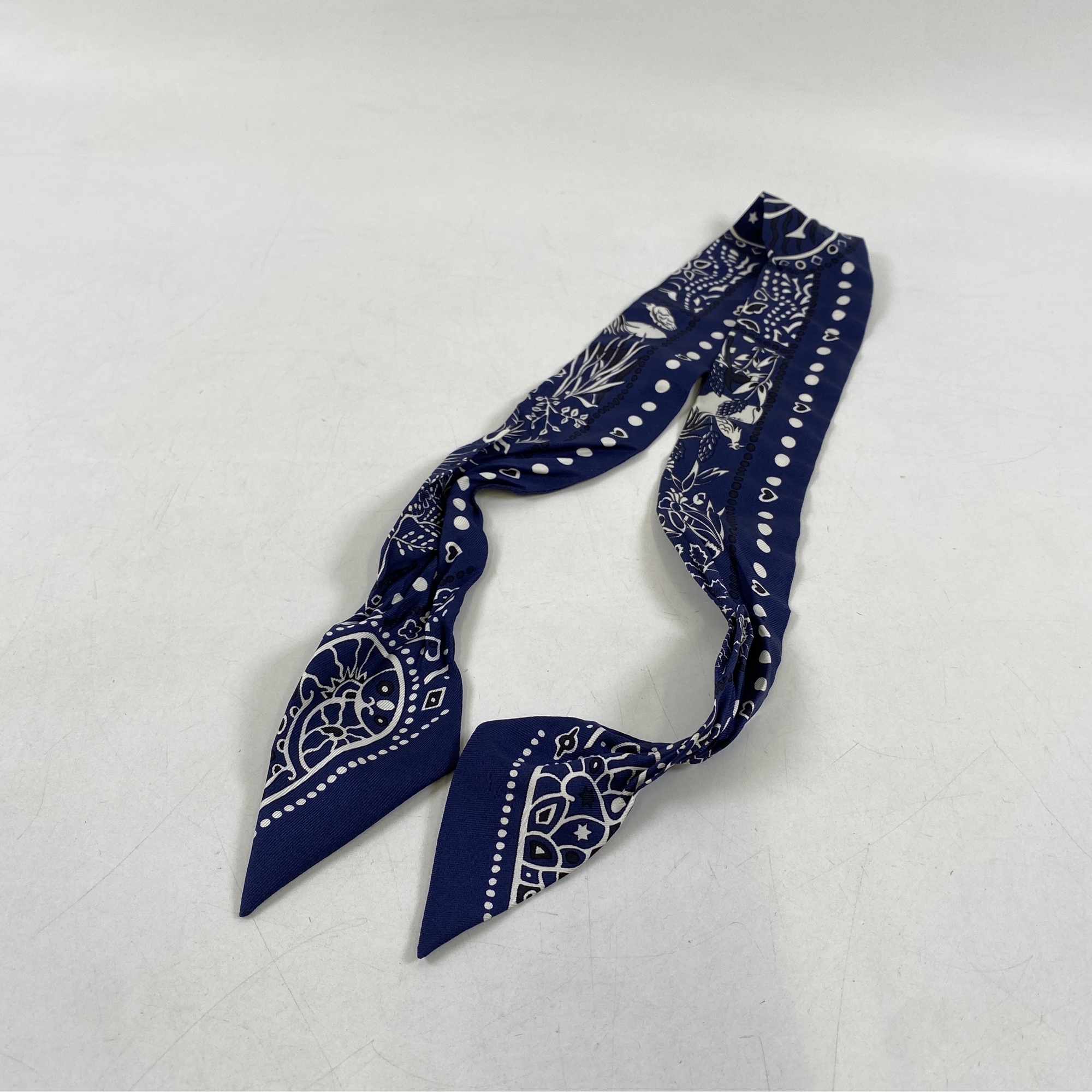 エルメス ツイリー Entre Ciel et mer Bandana バンダナ エルメス エルメス ツイリー Entre Ciel et mer Bandana 買取実績