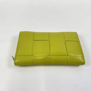 ボッテガヴェネタ カセット マキシイントレチャート ラウンド長財布 黄色