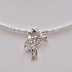 タサキ リボンモチーフ ダイヤネックレス K18WG 0.19ct