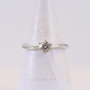 タサキ ダイヤリング Pt1000 0.31ct