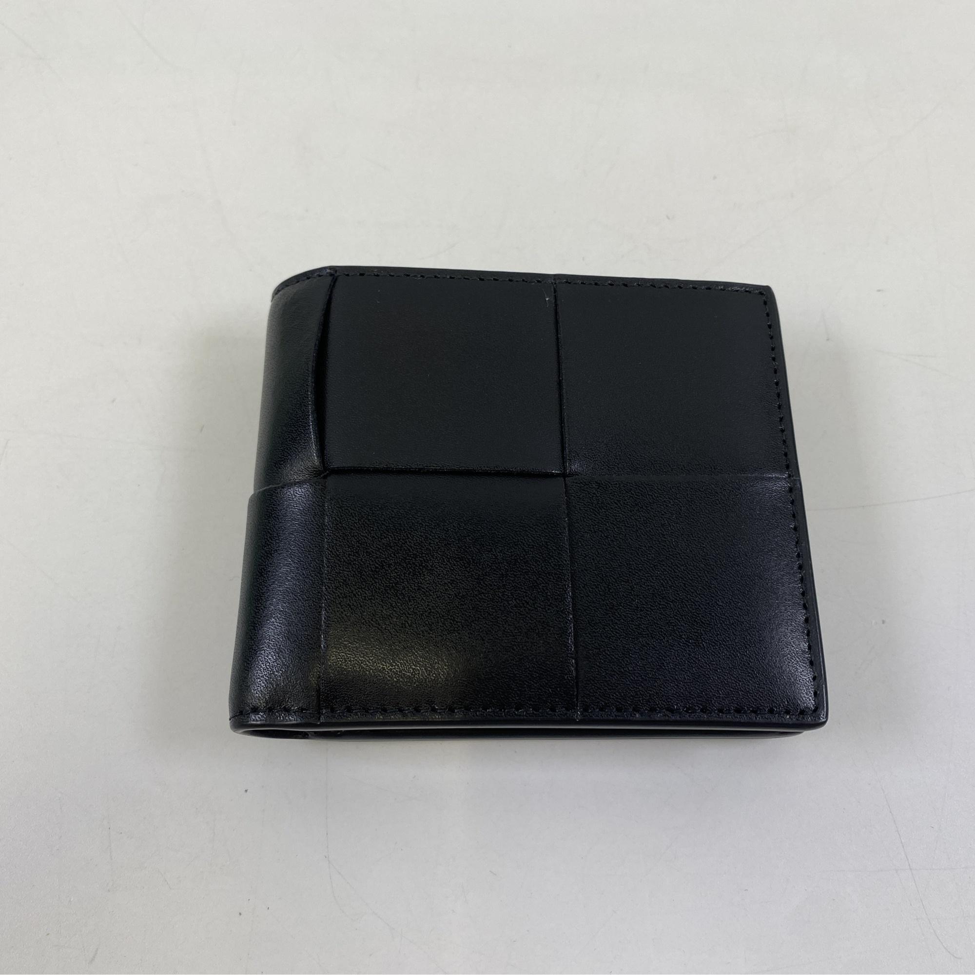 ボッテガヴェネタ カセット 二つ折り財布 黒 レザー 買取実績【買取日 