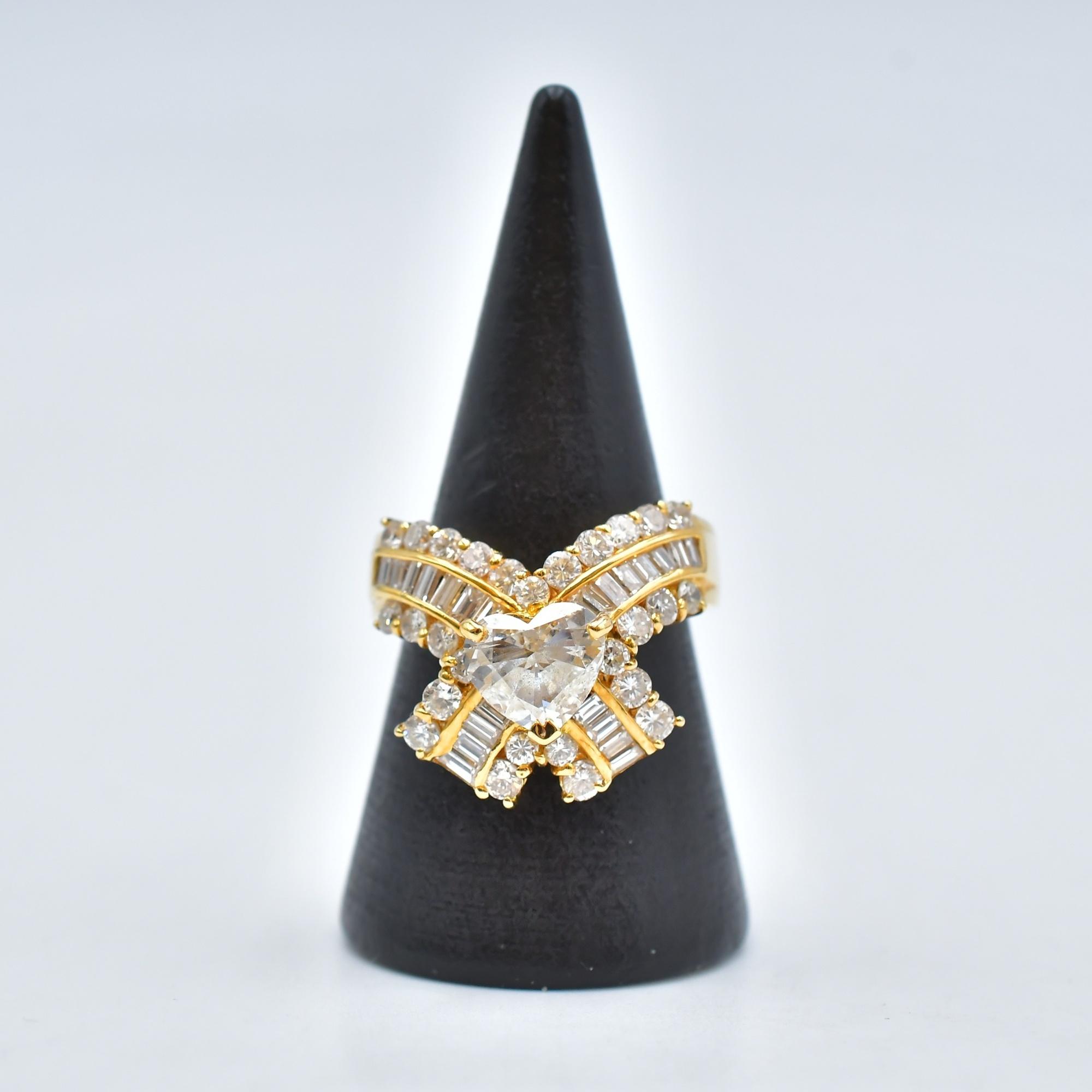 ポンテヴェキオ ハートシェイプ リボンダイヤリング K18 0.855ct 1.64 