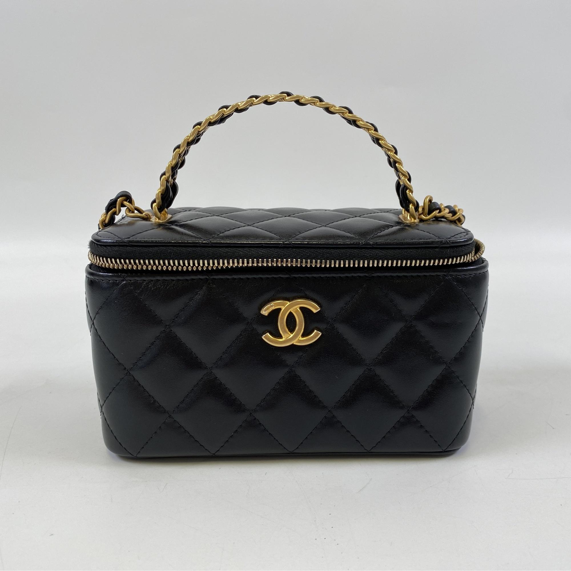 CHANEL マトラッセ ラムスキン バニティ ショルダーバッグ ノベルティ シャネル マトラッセ バニティ チェーンショルダーバッグ ブラック