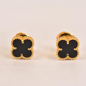 ヴァンクリーフ＆アーペル スウィートアルハンブラ オニキス ピアス Au750YG VCARA44900