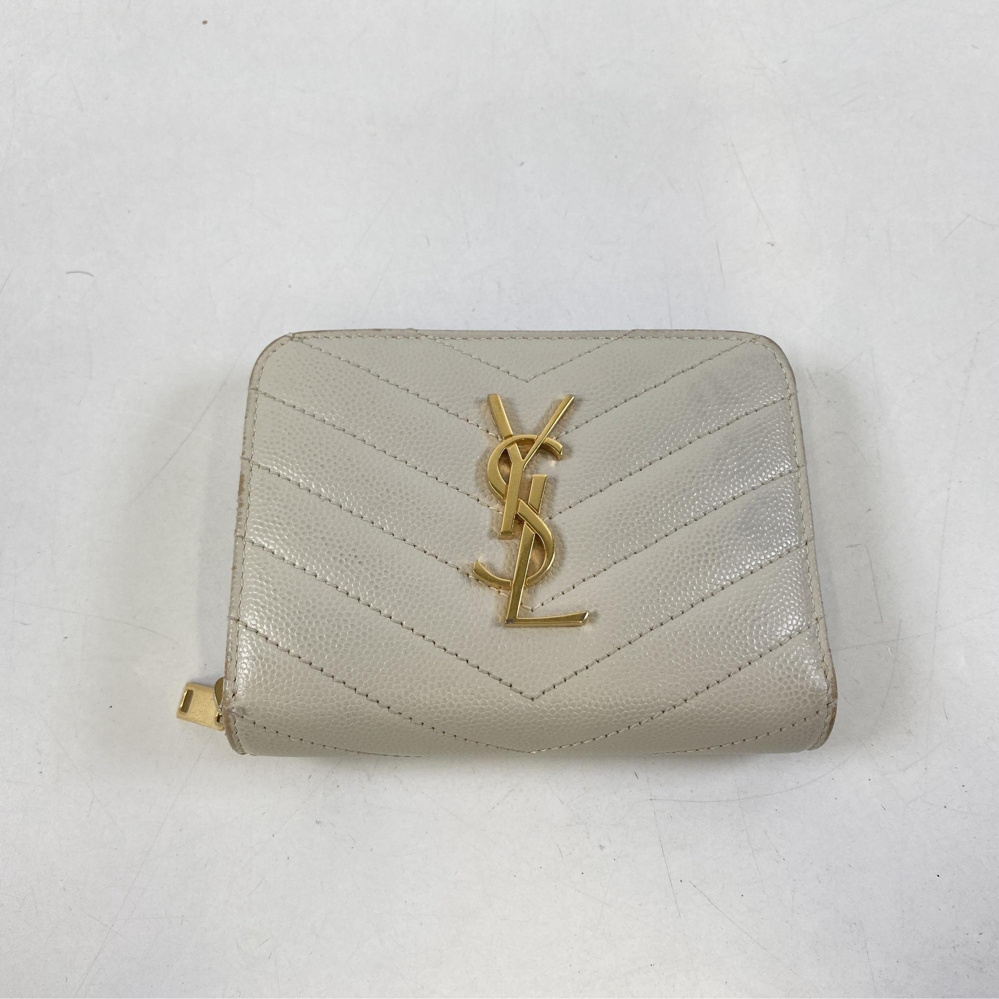 サンローラン カサンドラ コンパクトウォレット 白 レザー 403723 買取