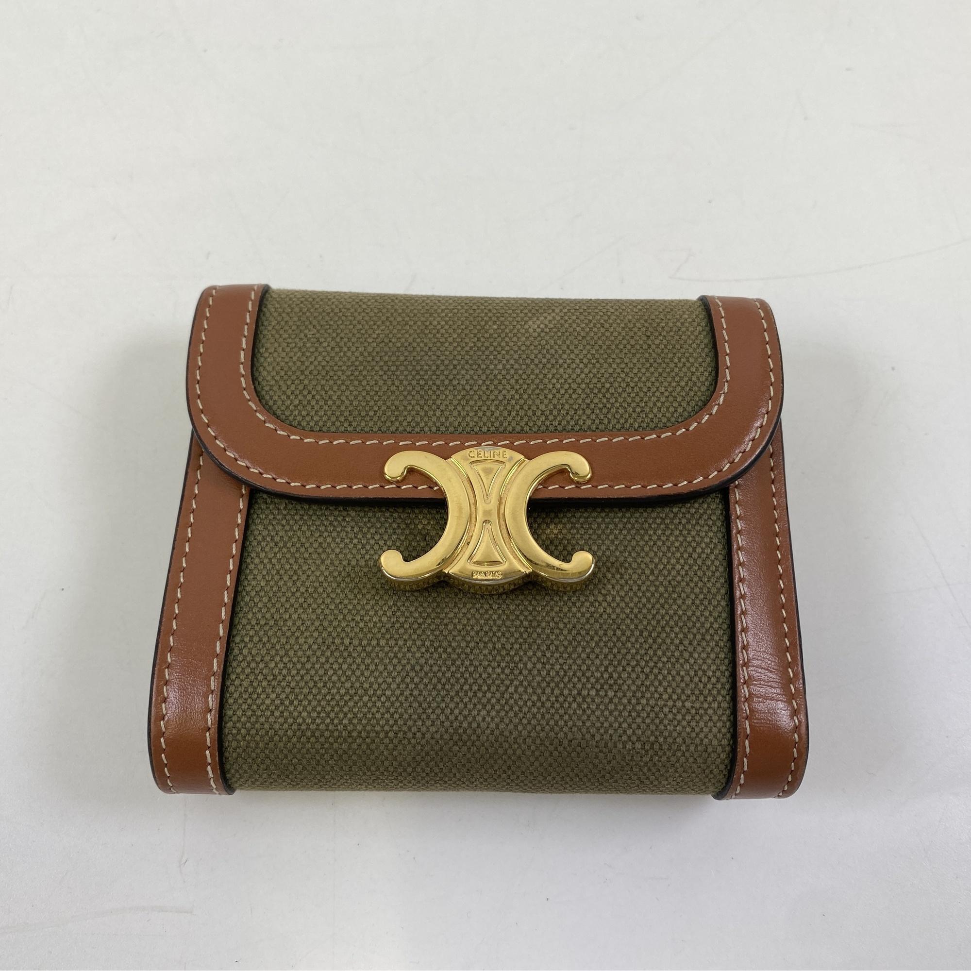 セリーヌ CELINE トリオンフ 三つ折り財布 コンパクト ミニ財布