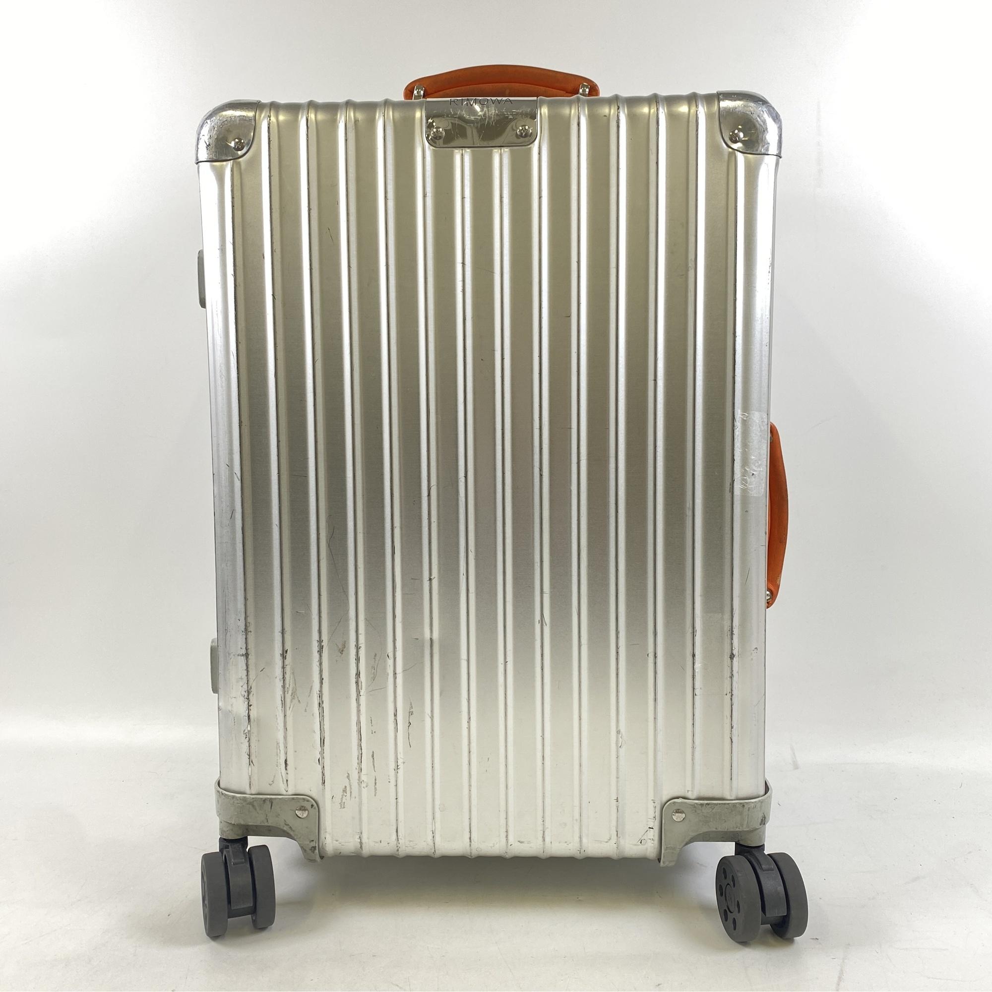リモワ クラシック キャビン 36L スーツケース シルバー アルミニウム