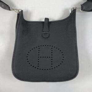 エルメス エヴリン PM 黒 トリヨン SV金具 B刻印