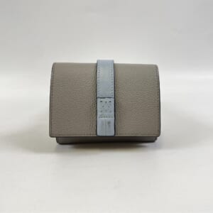 ロエベ トライフォールド 三つ折り財布 グレー レザー