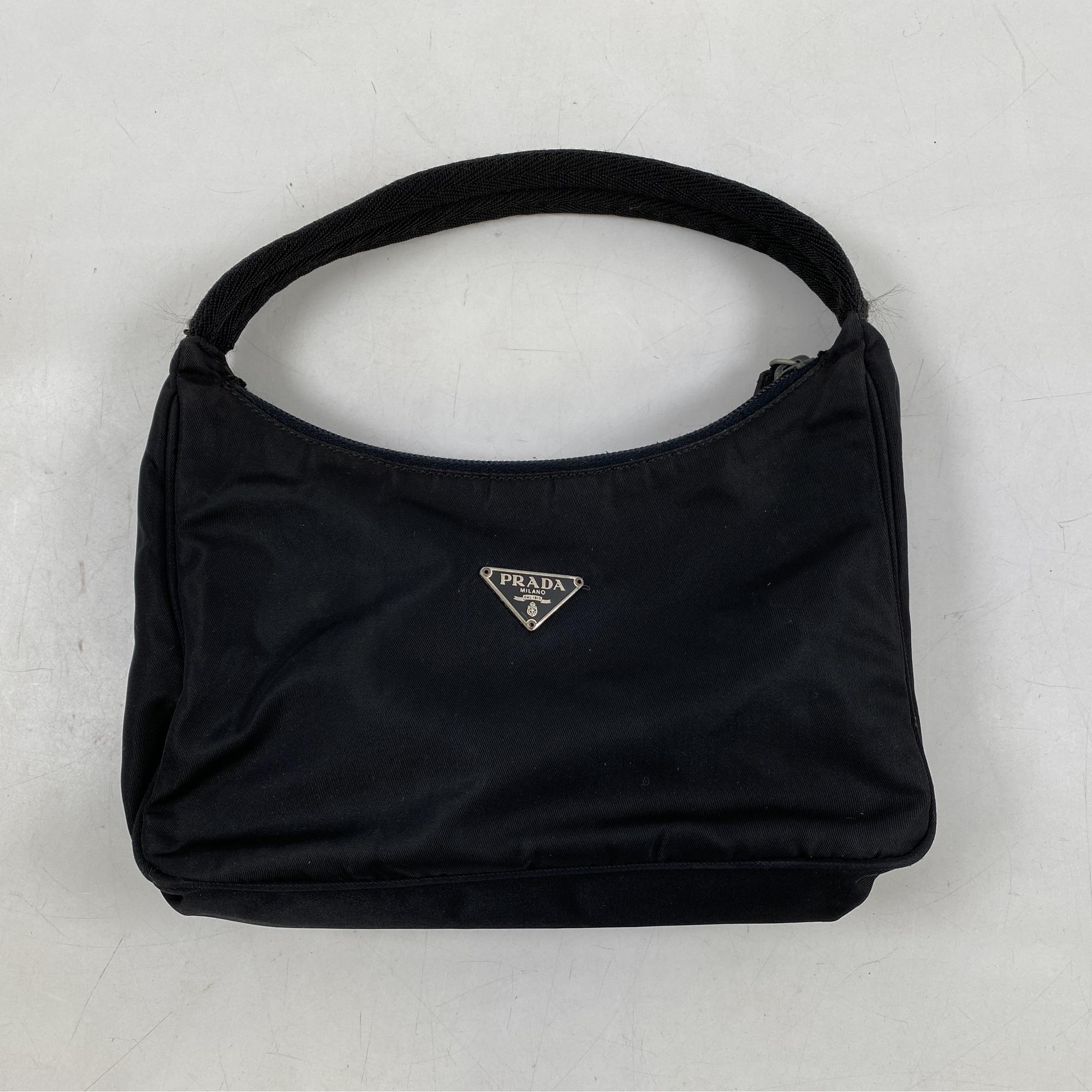 週末セール✨PRADA ナイロン バックパック ブラック プラダ ハンドバッグ 黒 ナイロン MV515 買取実績【買取日：2026年6月9