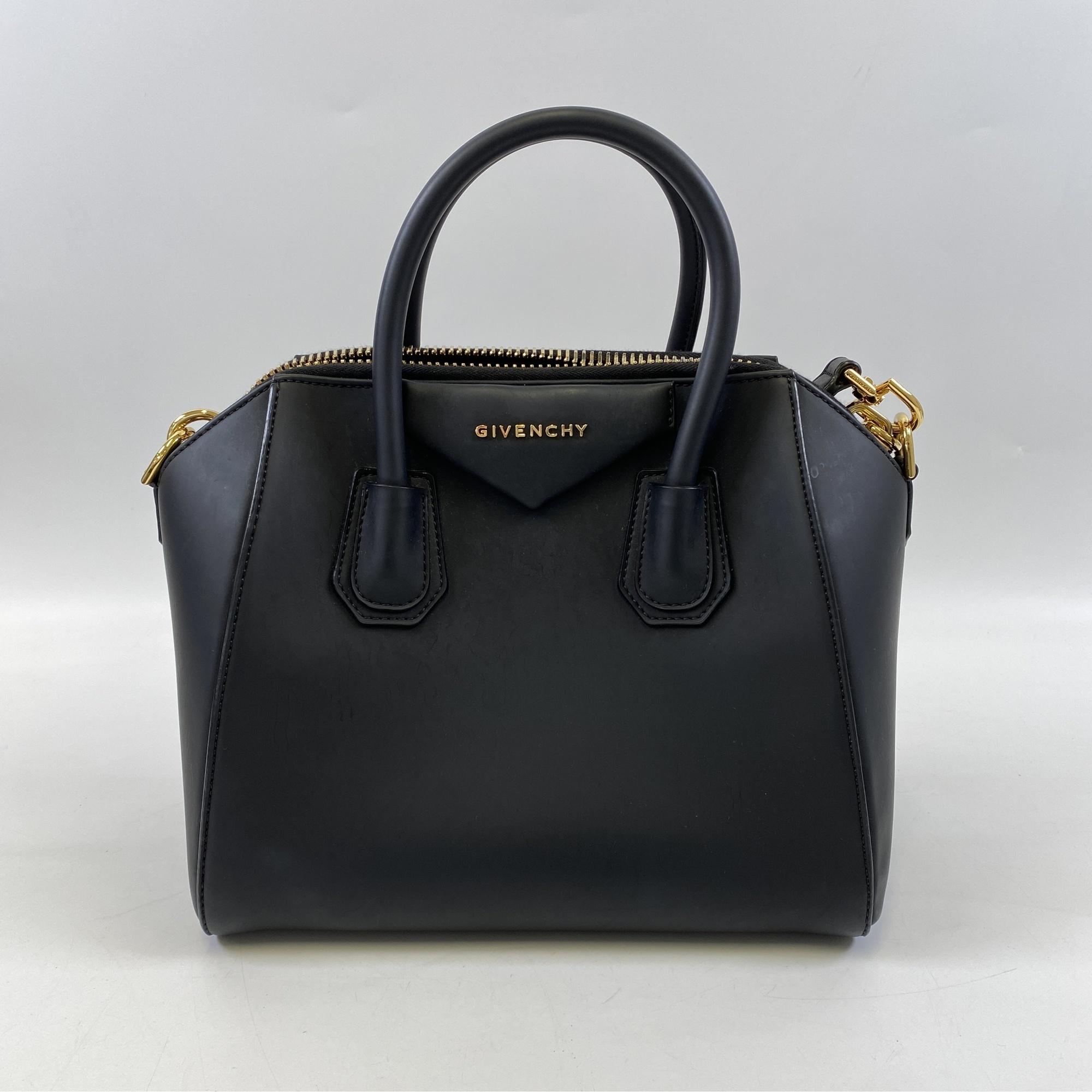 【美品】ジバンシー　アンティゴナ　ハンドバッグ　2way　肩掛け　レザー　黒色 ジバンシィ アンティゴナ ミディアム 2WAYハンドバッグ 黒 レザー 買取