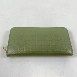 ロエベ リピートアナグラム ラウンドジップ長財布 グリーン レザー