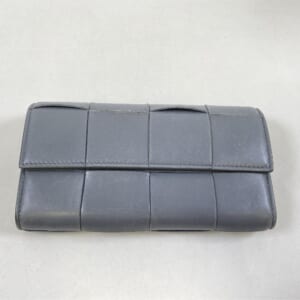 ボッテガヴェネタ マキシイントレチャート 長財布 グレー レザー