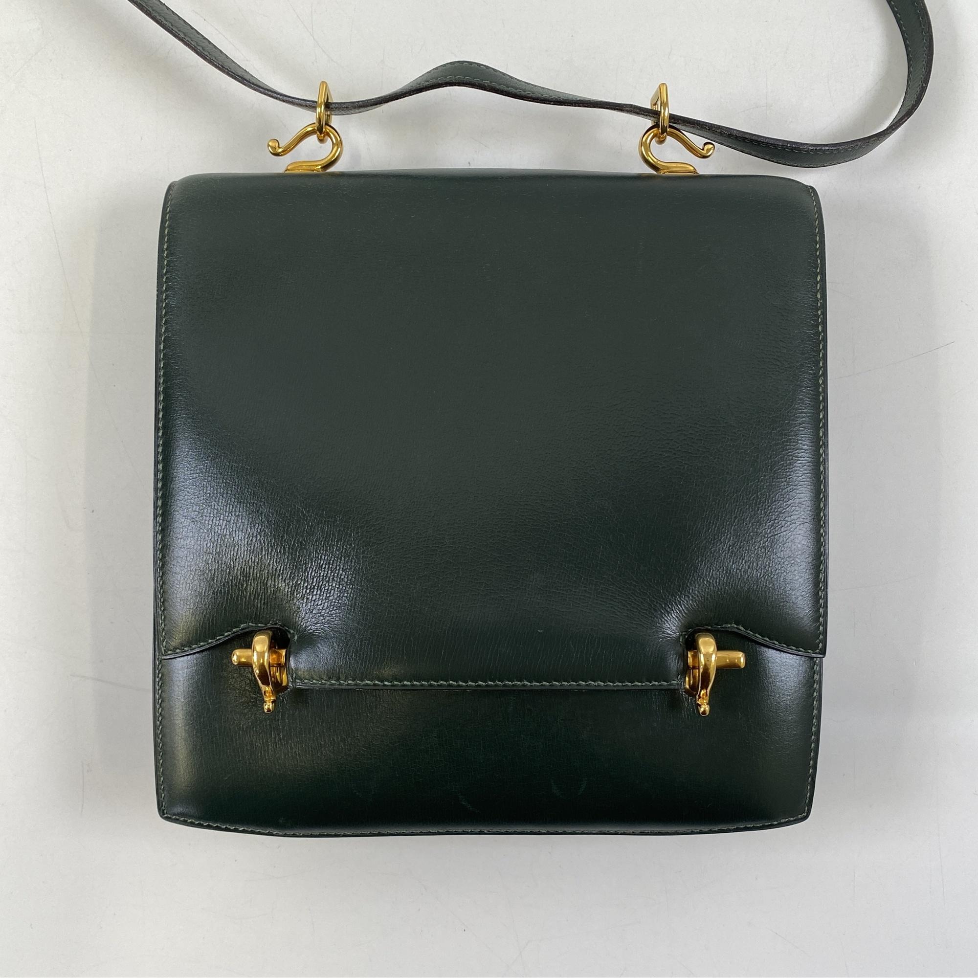 エルメス カマルグ ショルダーバッグ 緑 ボックスカーフ GD金具 〇J刻印 Bランク