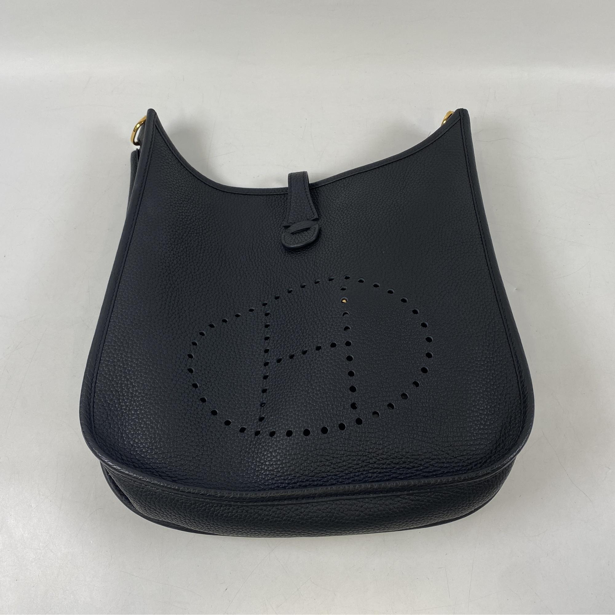エルメス エヴリンPM トロワ 黒 トリヨン GD金具 Y刻印 Aランク