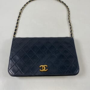シャネル マトラッセ23 SフラップSチェーンショルダーバッグ 黒 ラムスキン GD金具