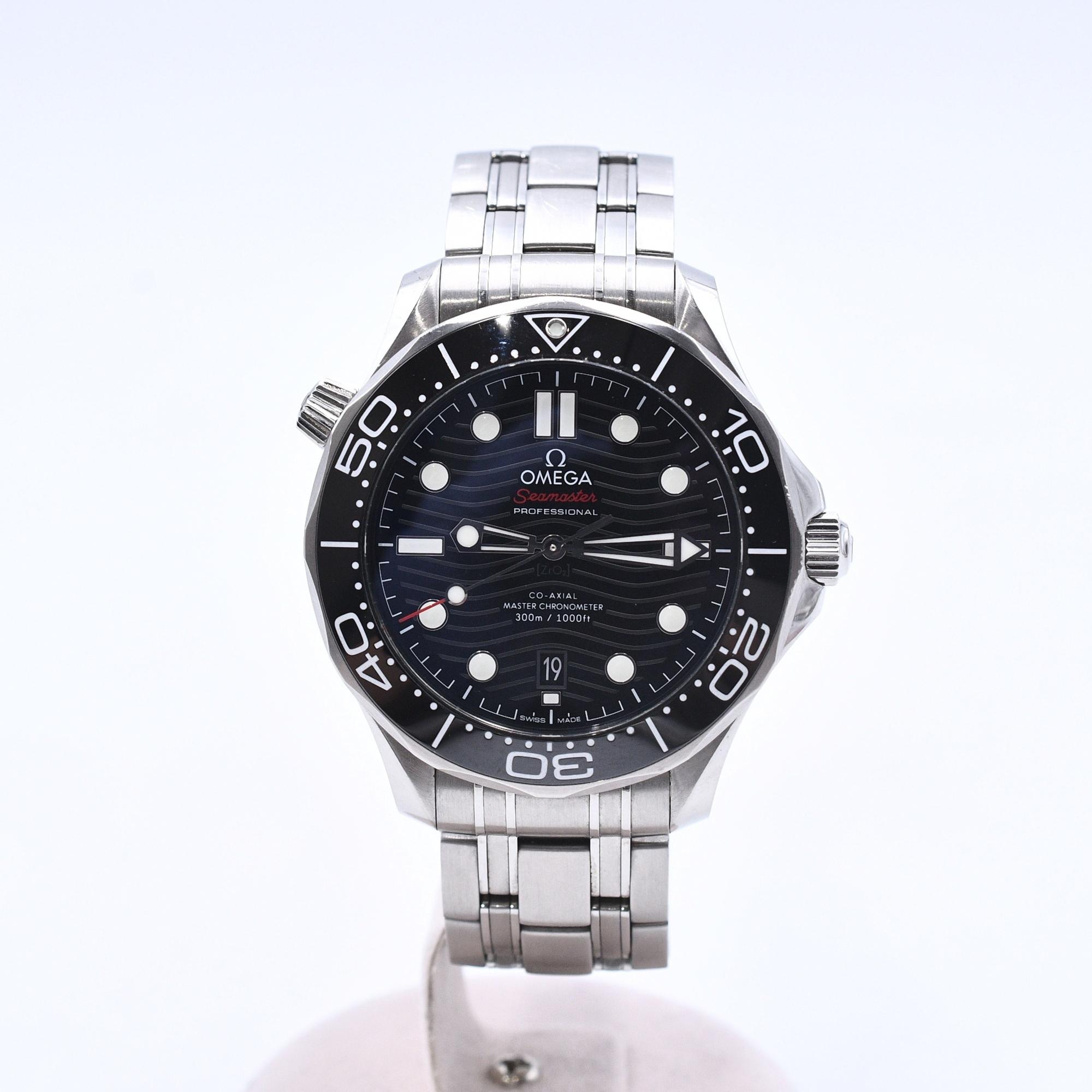 オメガ シーマスター ダイバー300M コーアクシャルマスター 黒文字盤 SS/AT Bランク