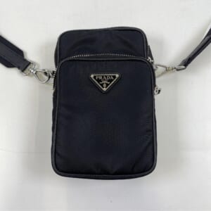 プラダ ロゴ ミニボストンバッグ 黒 レザー BR2363 買取実績【買取日