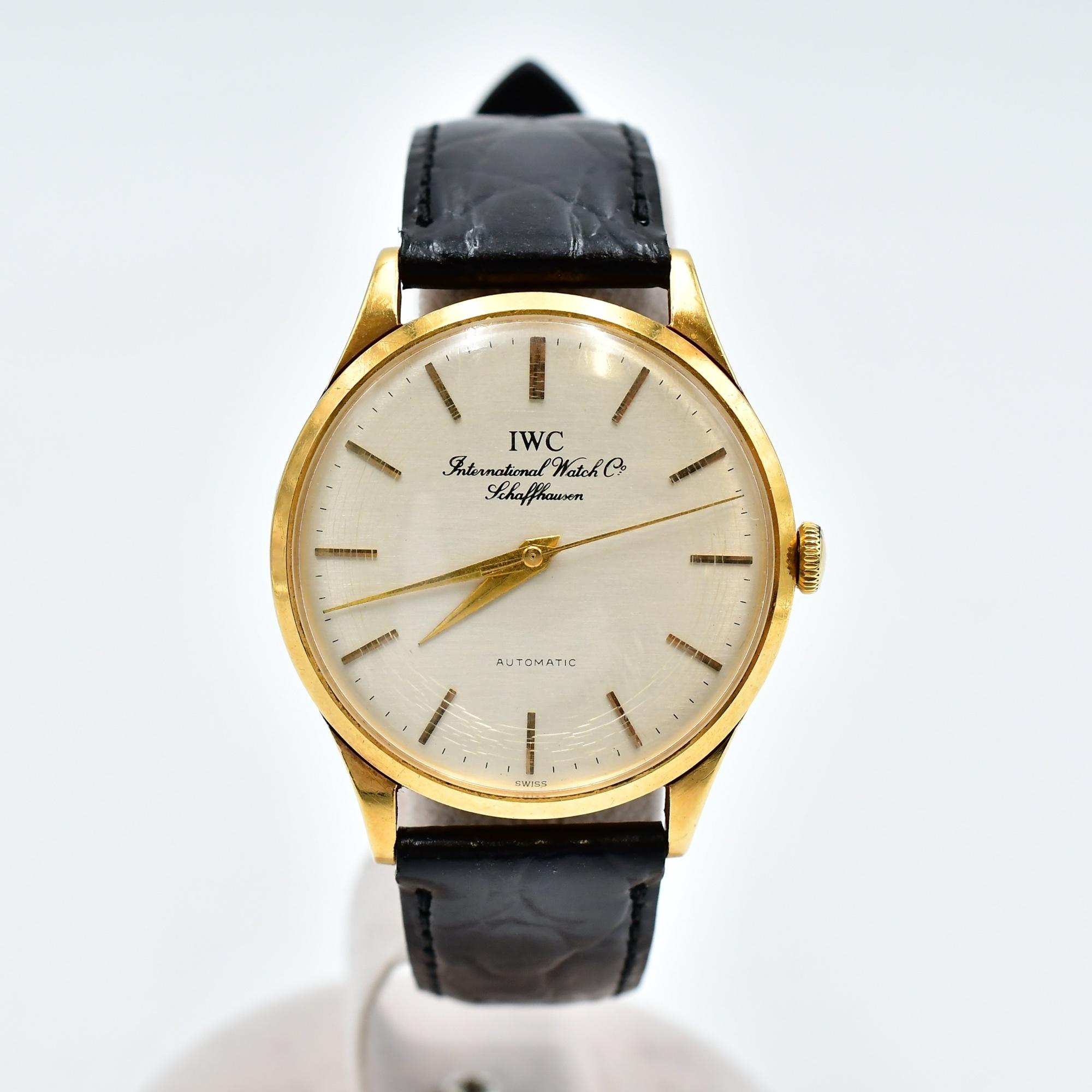 IWC シャフハウゼン シルバー文字盤 YG×革/AT Bランク