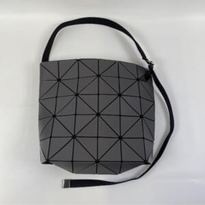 バオバオ ショルダーバッグ グレー