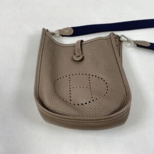 エルメス エヴリンTPM グレージュ系 トリヨン SV金具 Y刻印
