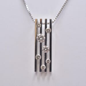 タサキ ハーモニー ダイヤネックレス K18WG 0.30ct