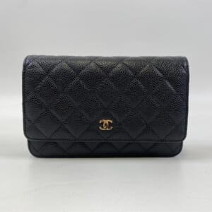 シャネル マトラッセ チェーンウォレット ブラック キャビアスキン GD金具 AP0250