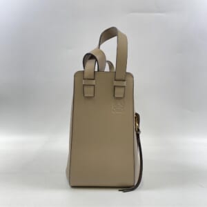ロエベ ハンモック スモール バッグ ベージュ レザー