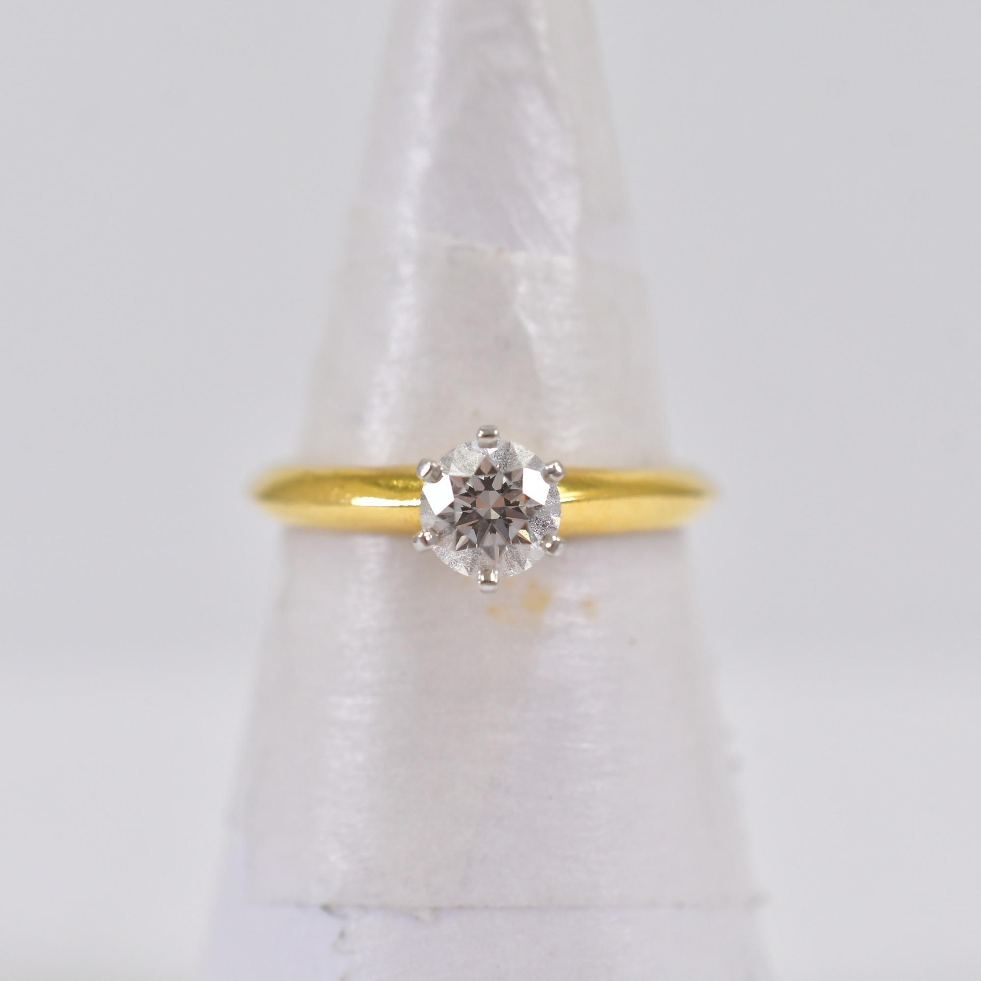 ティファニー ソリテール ダイヤリング 0.45ct 750YG×Pt950 Bランク