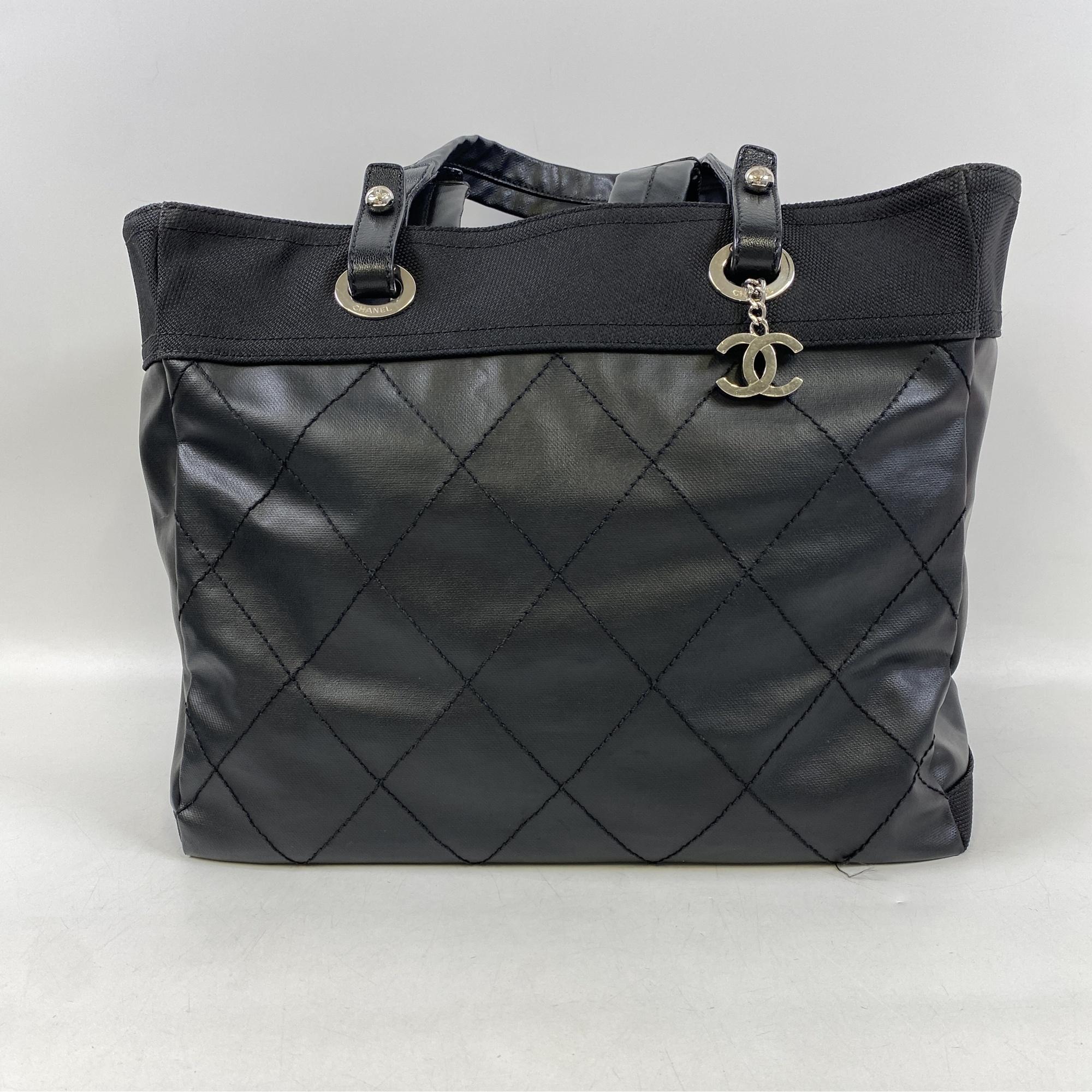 シャネル パリビアリッツMM トートバッグ 黒 レザー×キャンバス SV金具