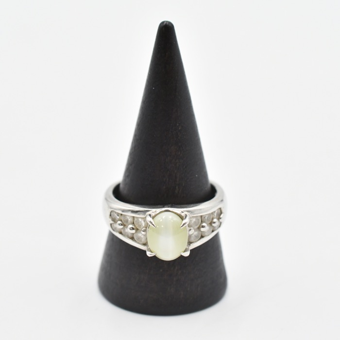 Pt900 キャッツアイリング Bランク