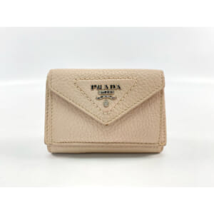 プラダ サフィアーノ 三つ折り財布 NINFEA レザー 買取実績【買取日：2024年5月13日】