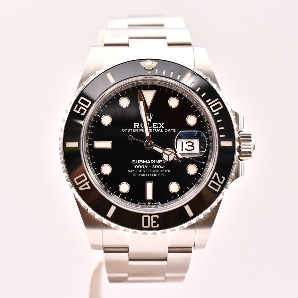 ロレックス サブマリーナデイト 黒文字盤 SS/AT 126610LN Aランク
