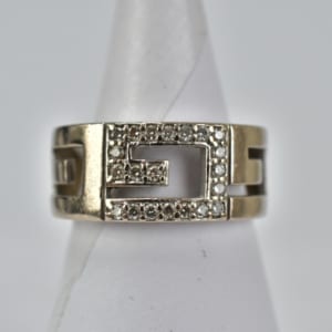 グッチ G G ロゴ ダイヤリング K18WG 0.26ct 買取実績