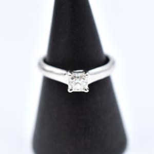 ティファニー ルシダ ダイヤリング Pt950 0.38ct 9号 買取実績【買取日：2023年5月26日】