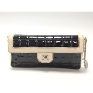 シャネル チョコバー Sフラップ Sチェーンショルダー 黒 白 パテント ラムスキン SV金具 シール有 買取実績【買取日：2023年1月25日】