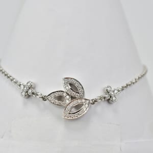 ハリー・ウィンストン リリークラスター ミニ ダイヤ ブレスレット Pt950 BRDPSMIMLC 買取実績【買取日：2023年2月11日】