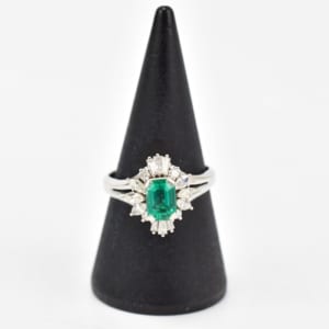 エメラルドリング Pm900 0.78ct 0.55ct 買取実績【買取日：2023年4月19日】