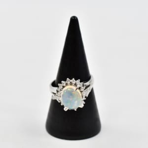 オパール ダイヤリング Pt900 2.10ct 買取実績【買取日：2023年1月31日】