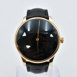 H.モーザー ベンチャー・コンセプト ベンタブラック 黒文字盤 PG×革/手巻き 買取実績【買取日：2023年1月8日】